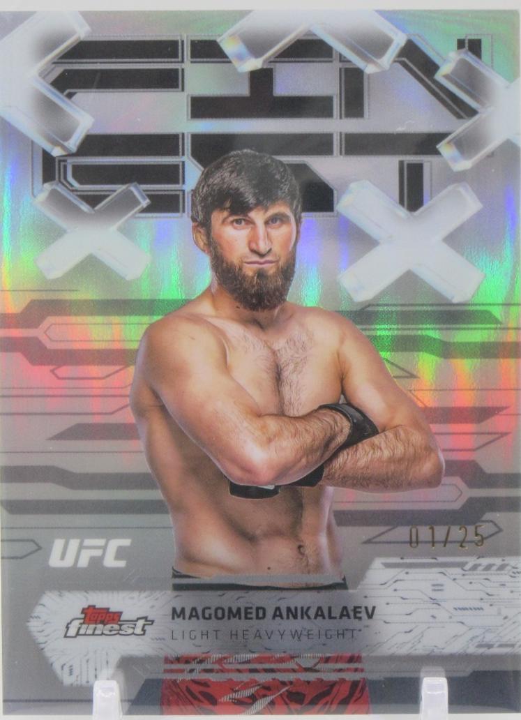 Magomed Ankalaev 2025 Topps Finest UFC Base Common #22 Black Refractor