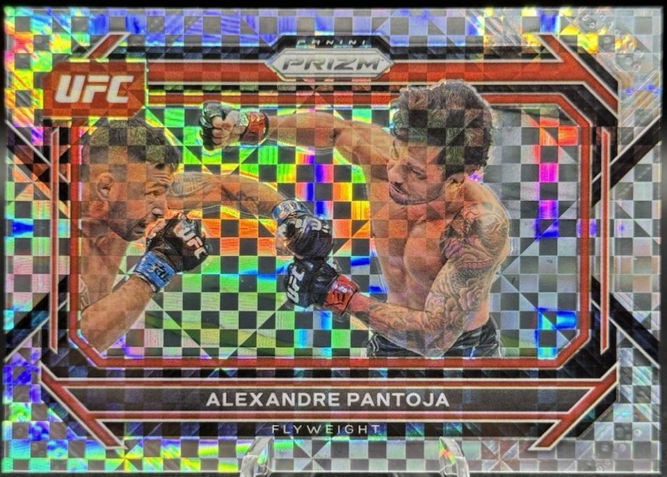 Alexandre Pantoja 2023 Panini Prizm UFC Base #46 Lucky Envelopes