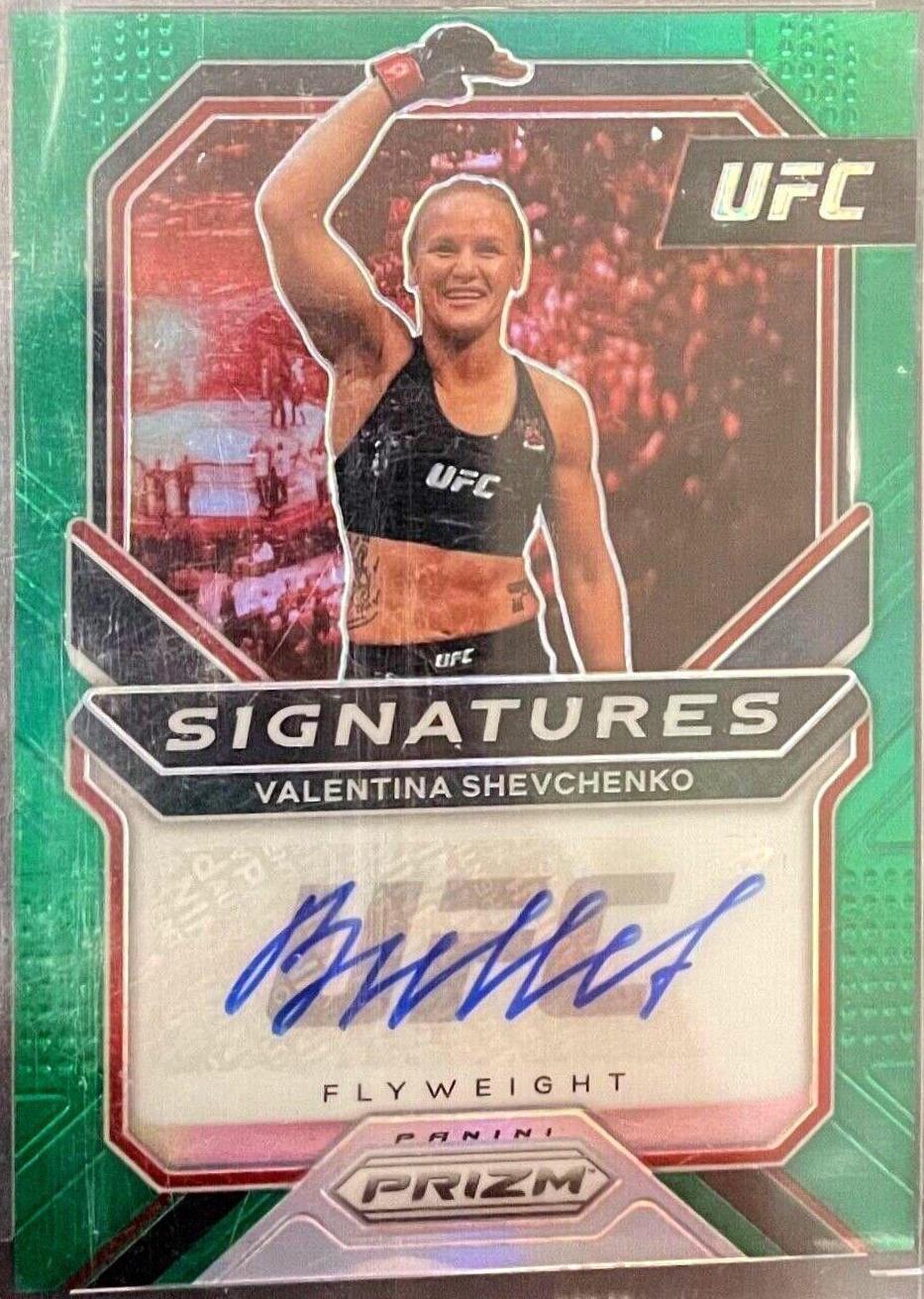 Valentina Shevchenko 2021 Panini Prizm UFC Signatures #19 Green