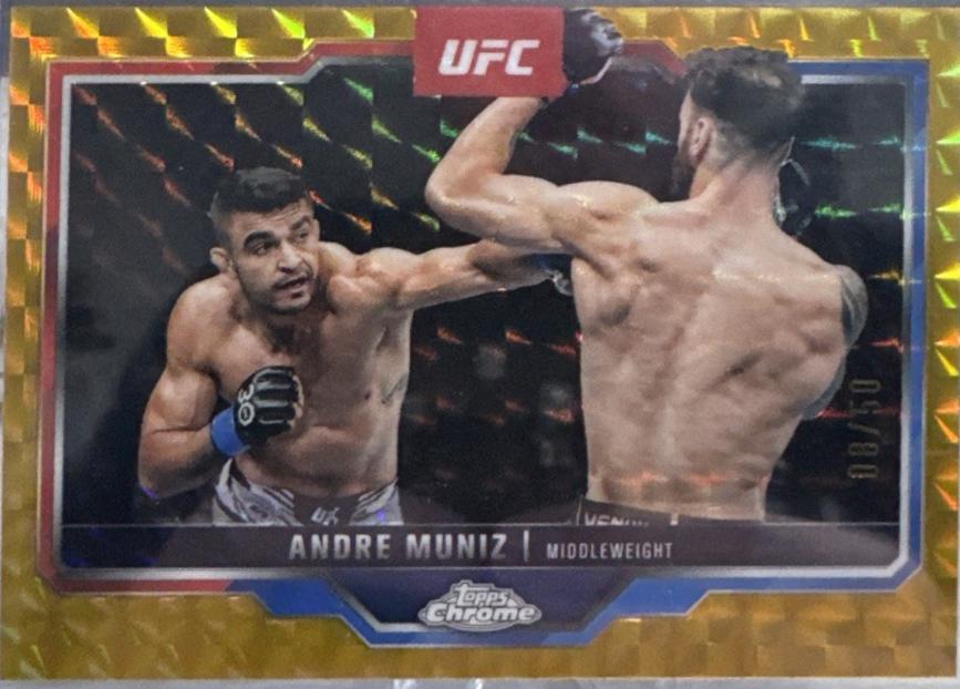 Andre Muniz 2025 Topps Chrome UFC Base #11 Gold Geometric Refractor