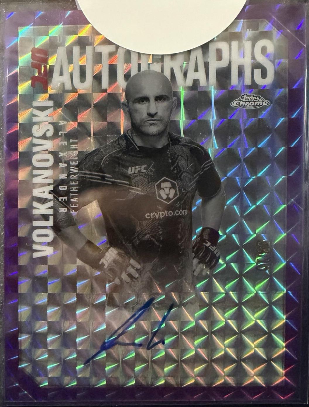 Alexander Volkanovski 2025 Topps Chrome UFC Octagon Legends Autographs #OLA-AV Geometric Purple Refractor