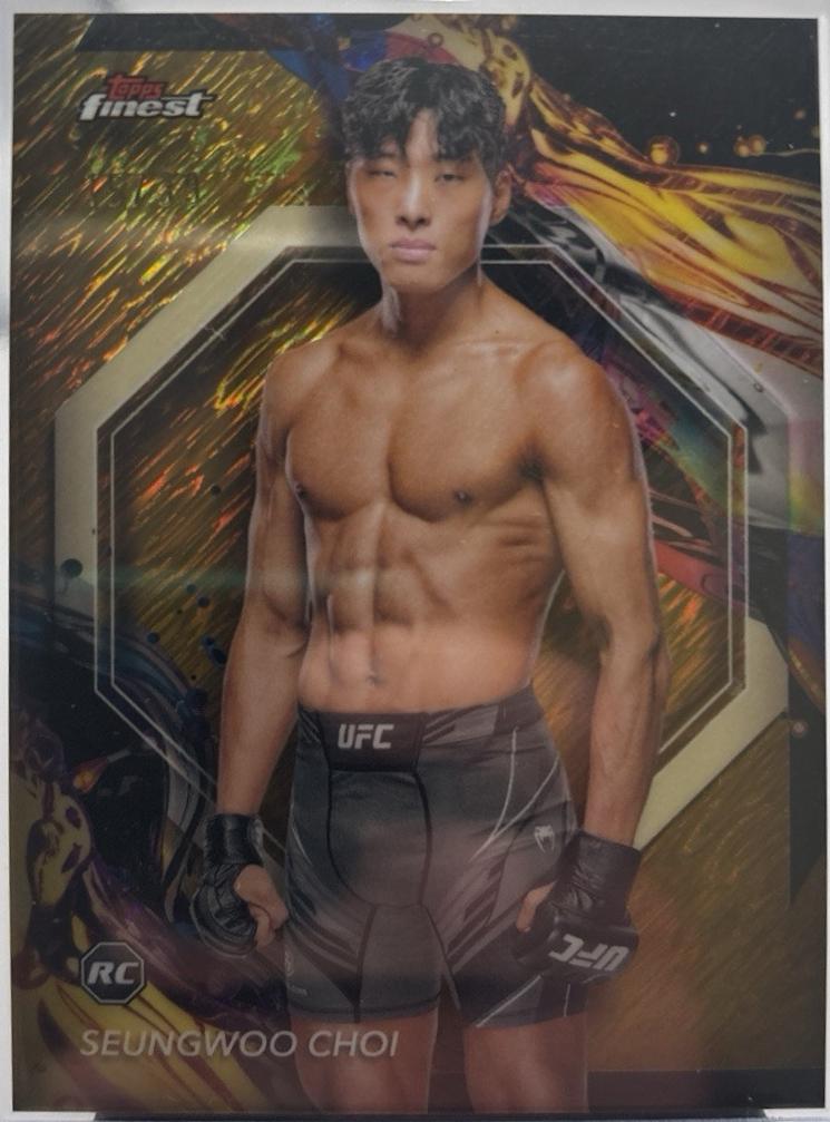 SeungWoo Choi 2024 Topps Finest UFC Base Uncommon #163 Gold Shimmer Refractor