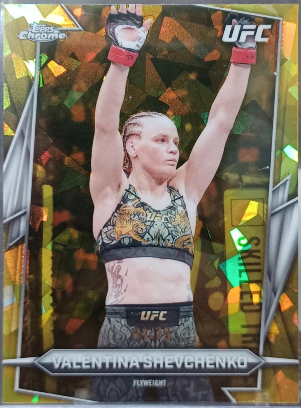 Valentina Shevchenko 2026 Topps Chrome UFC Base #3 Yellow Refractor