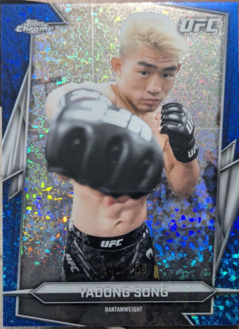 Song Yadong 2026 Topps Chrome UFC Base #45 Blue Mini Diamonds Refractor