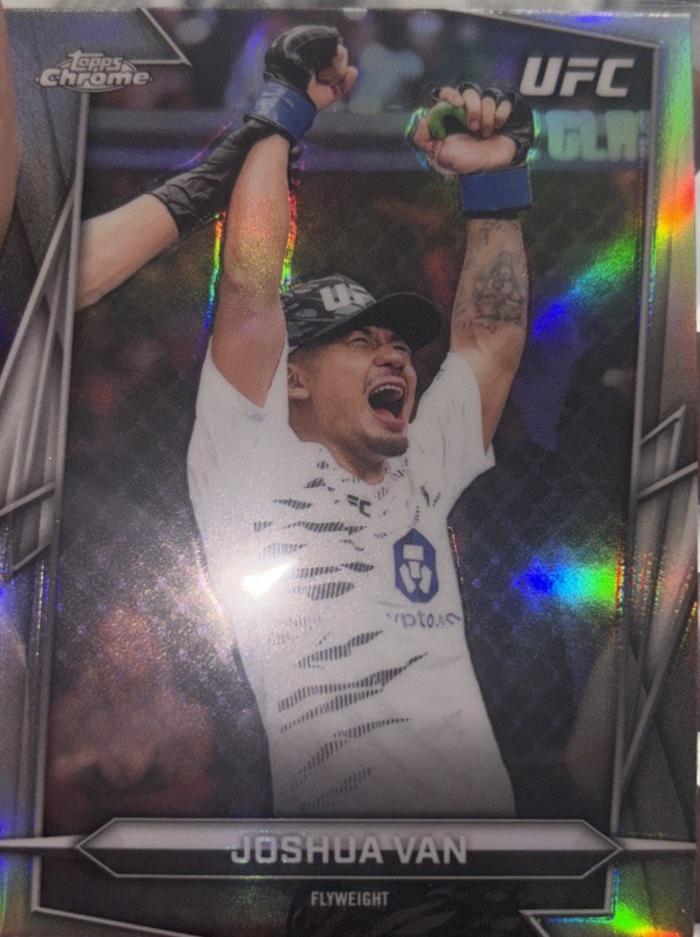 Joshua Van 2026 Topps Chrome UFC Base #15 Refractor