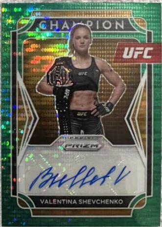 Valentina Shevchenko 2022 Panini Prizm UFC Champion Signatures #9 Green Pulsar
