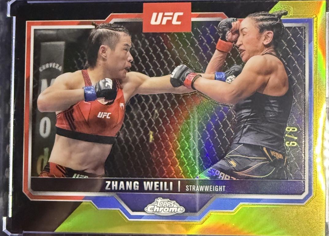 Zhang Weili 2025 Topps Chrome UFC Base #55 Black & Gold Refractor