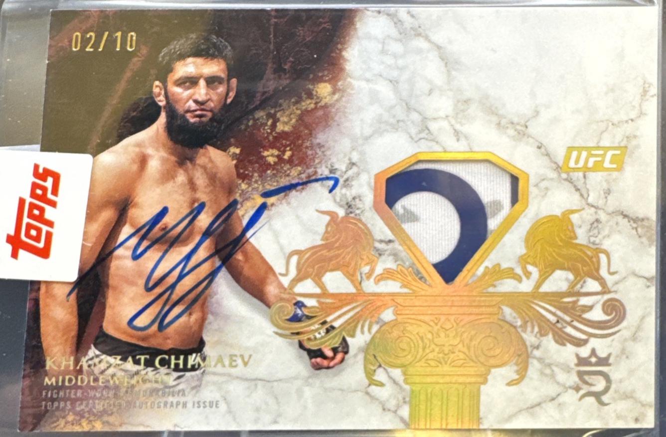Khamzat Chimaev 2025 Topps Royalty UFC Royalty Relic Signatures #RYR-KC Gold
