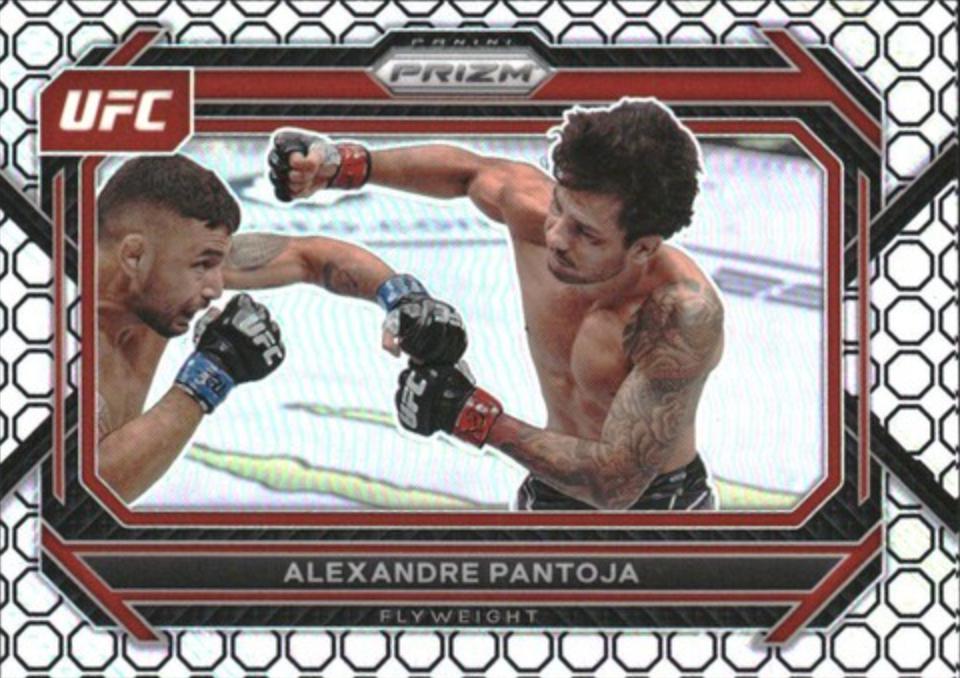 Alexandre Pantoja 2023 Panini Prizm UFC Base #46 Octagon