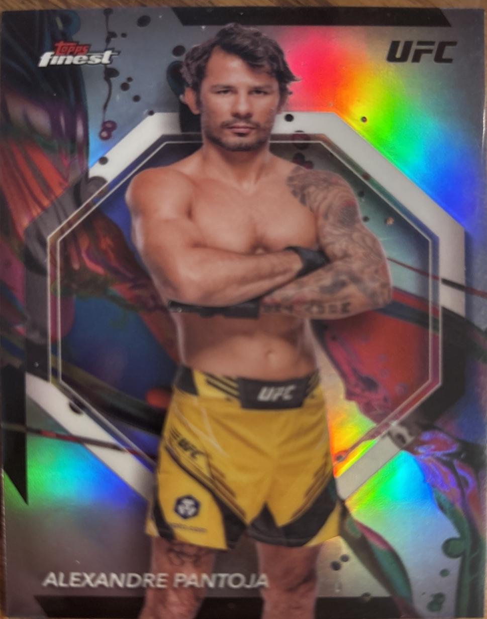 Alexandre Pantoja 2024 Topps Finest UFC Base Common #28 Refractor