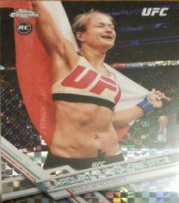 Karolina Kowalkiewicz 2017 Topps Chrome UFC Base #81 Xfractor
