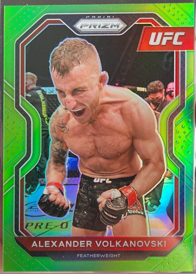 Alexander Volkanovski 2021 Panini Prizm UFC Base #36 Neon Green
