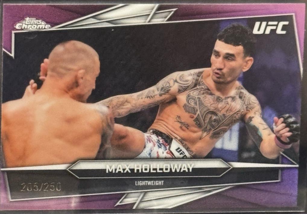 Max Holloway 2026 Topps Chrome UFC Base #100 Pink Refractor