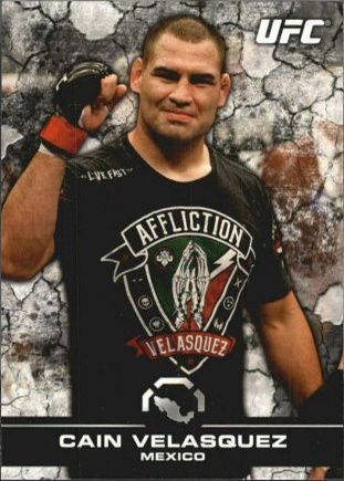 Cain Velasquez 2013 Topps UFC Bloodlines Base #1 Platinum