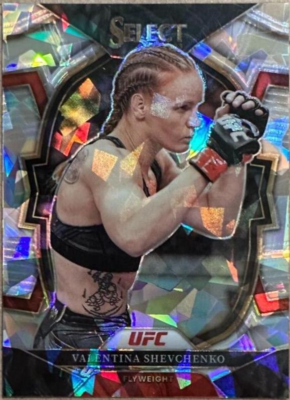 Valentina Shevchenko 2023 Panini Select UFC Concourse #5 Cracked Ice