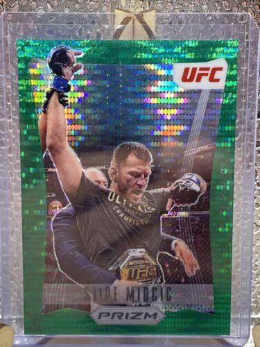 Stipe Miocic 2022 Panini Prizm UFC Prizm Flashback #17 Green Pulsar