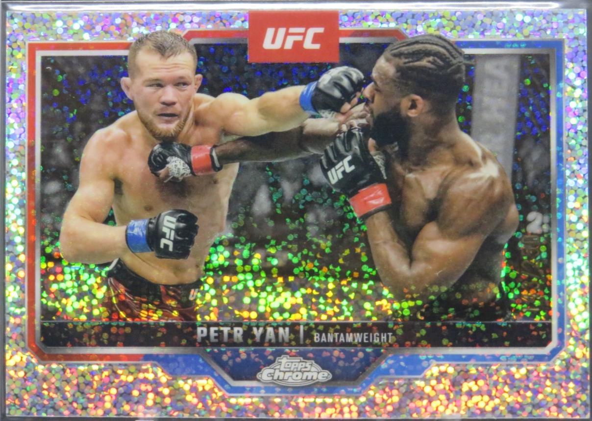 Petr Yan 2025 Topps Chrome UFC Base #116 Speckle Refractor