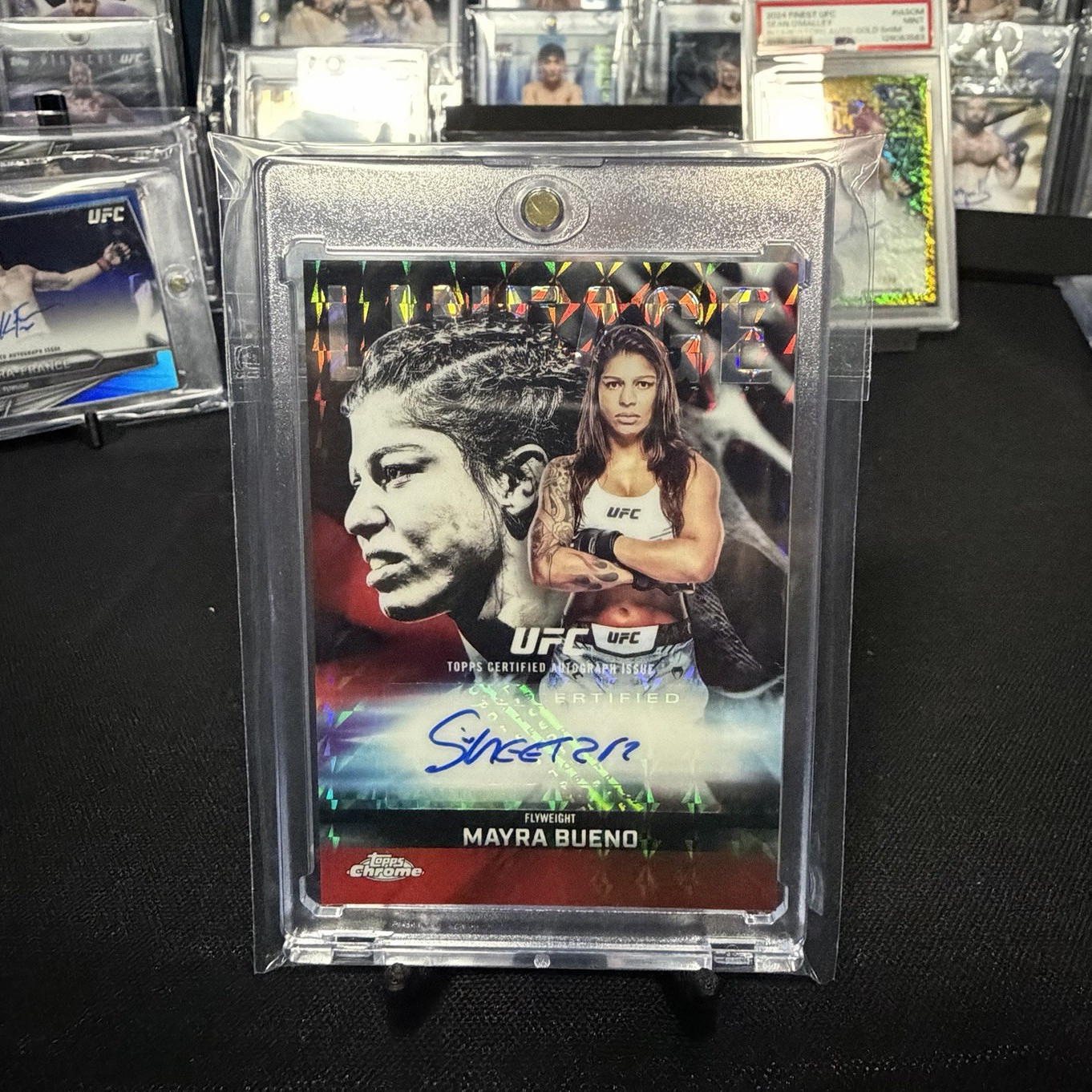 Mayra Bueno 2026 Topps Chrome UFC Chrome Lineage Autographs #CCA-MB Superfractor