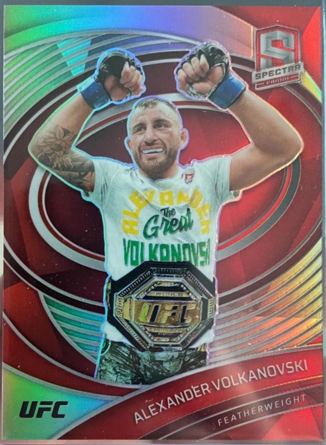 Alexander Volkanovski 2021 Panini Chronicles UFC Base Spectra #295 Red