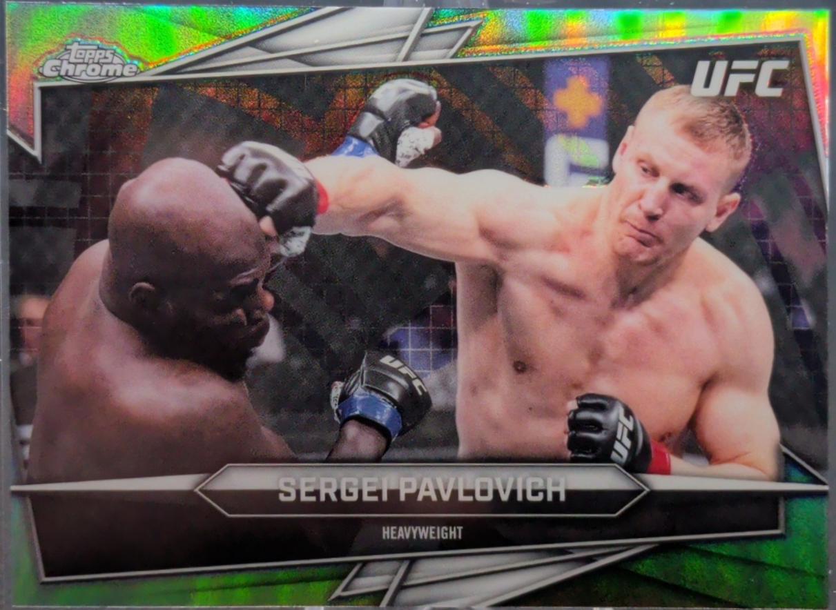 Sergei Pavlovich 2026 Topps Chrome UFC Base #84 Sonar Refractor