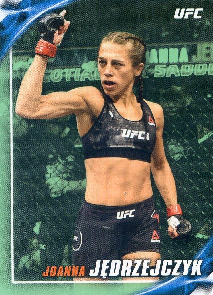 Joanna Jędrzejczyk 2019 Topps UFC Knockout Base #32 Green