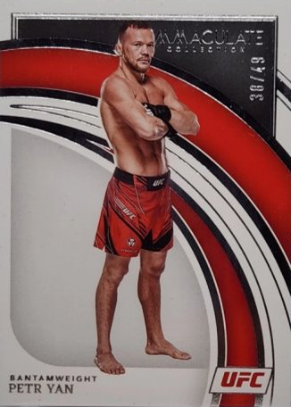 Petr Yan 2022 Panini Immaculate UFC Base #54 Gold