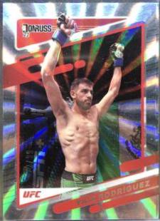 Yair Rodríguez 2022 Panini Donruss UFC Base #70 Laser