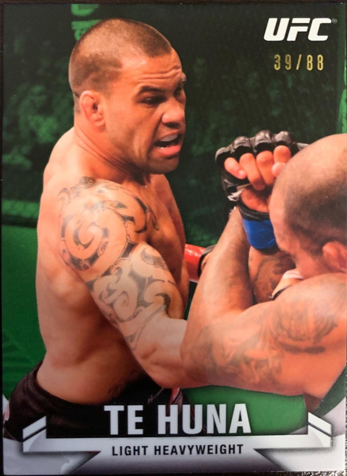 James Te Huna 2013 Topps UFC Knockout Base #26 Green
