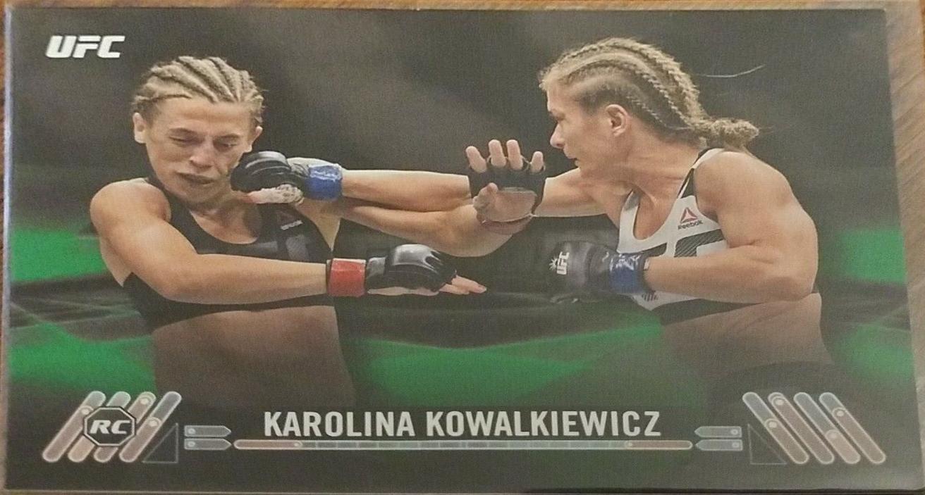 Karolina Kowalkiewicz 2017 Topps UFC Knockout Base #76 Green