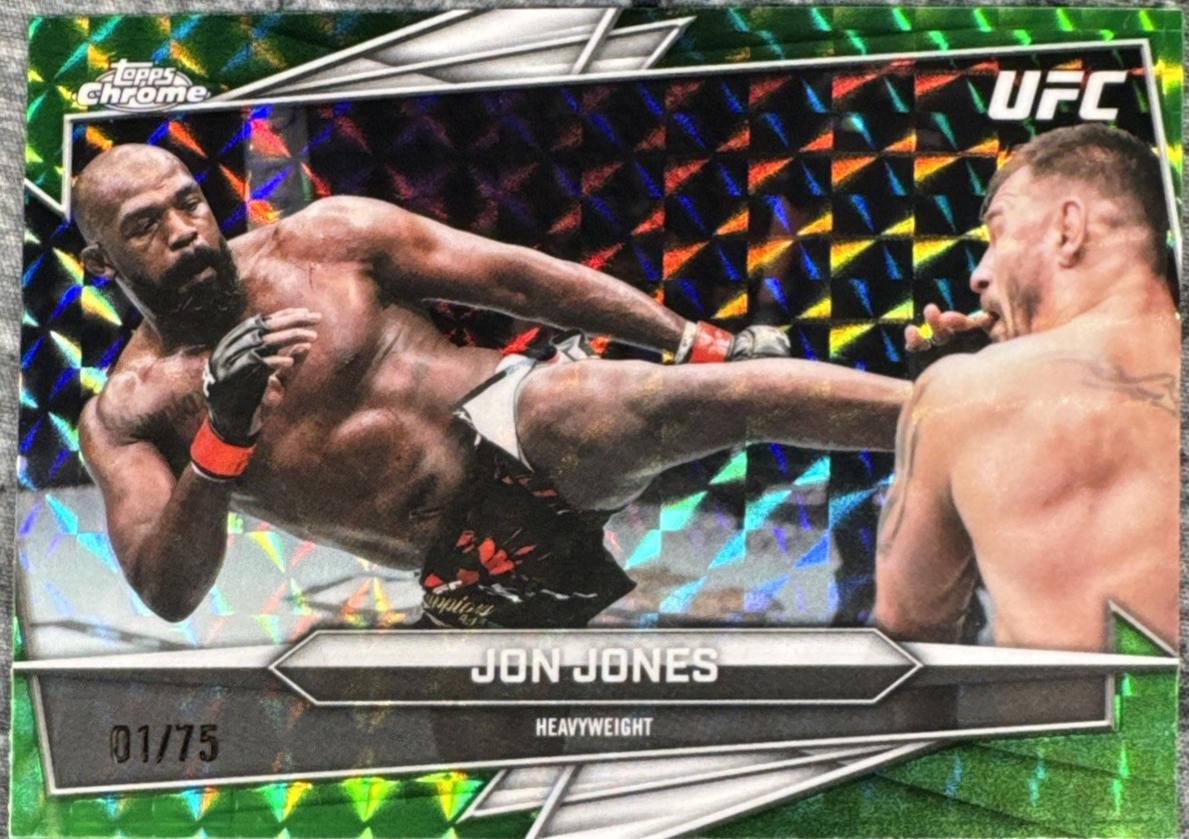 Jon Jones 2026 Topps Chrome UFC Base #36 Green Geometric Refractor