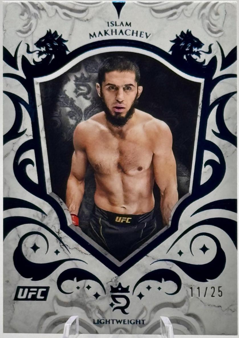 Islam Makhachev 2025 Topps Royalty UFC Base #87 Blue