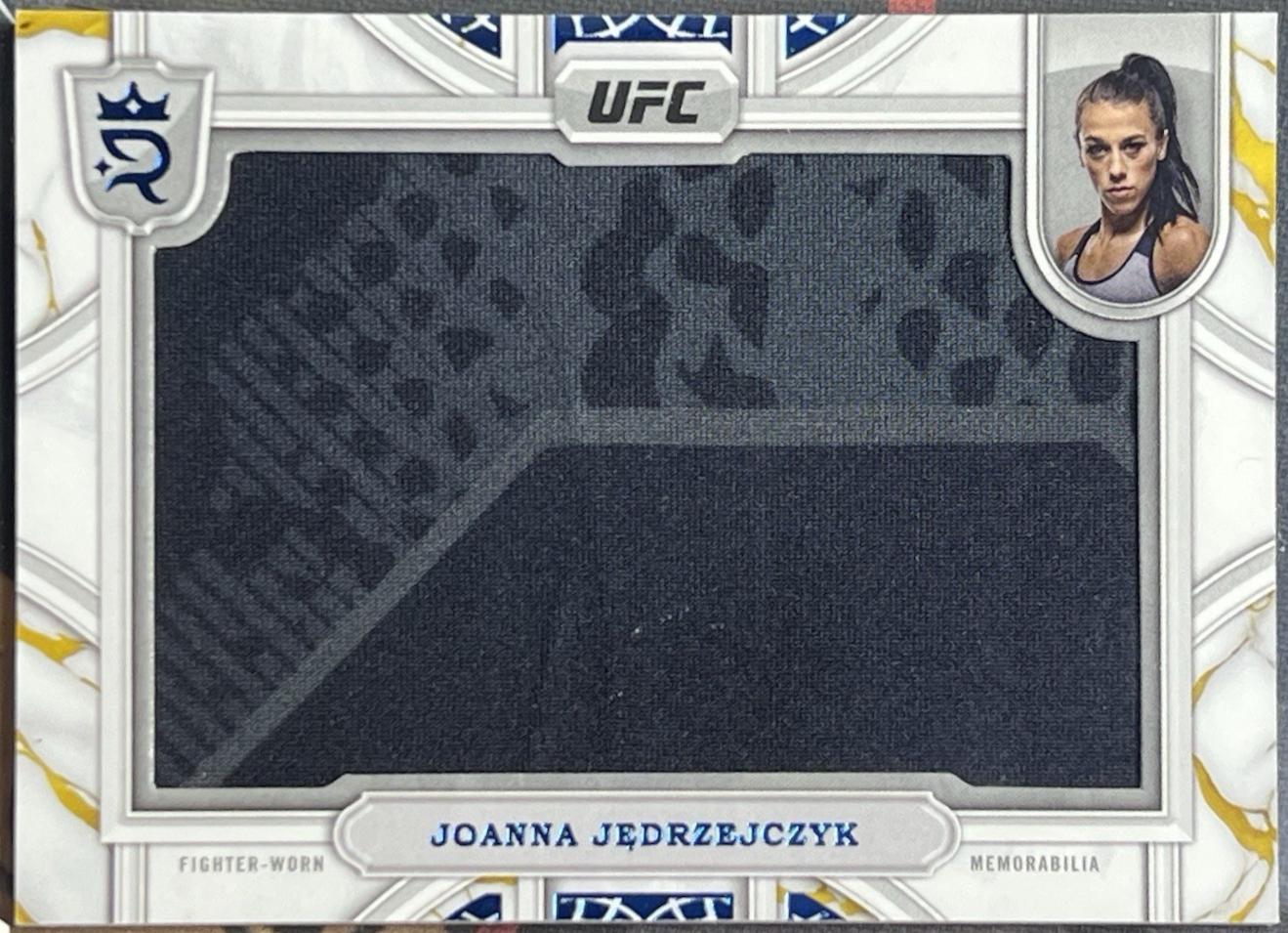 Joanna Jędrzejczyk 2024 Topps Royalty UFC Relic Jewels #RCJ-5 Blue