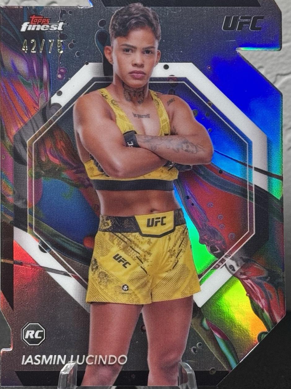 Iasmin Lucindo 2024 Topps Finest UFC Base Common #74 Die-Cut Refractor