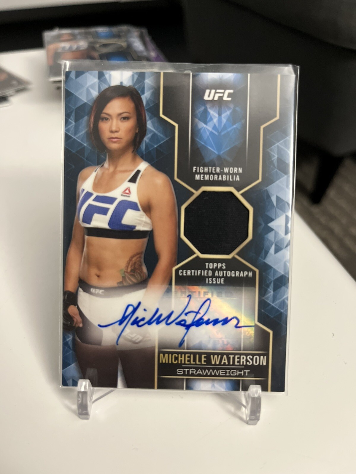 Michelle Waterson-Gomez 2017 Topps UFC Knockout Knockout Autographed Relics #KAR-MW Blue