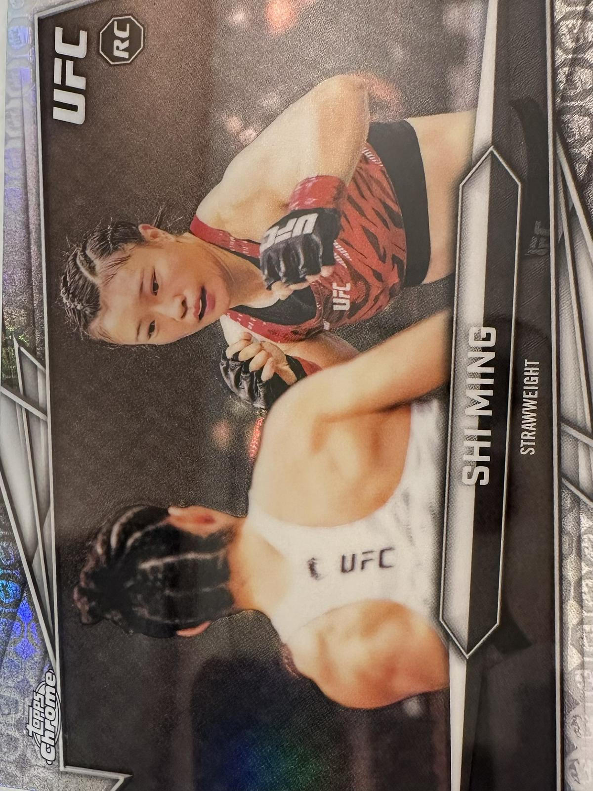 Shi Ming 2026 Topps Chrome UFC Base #129 UFC Glove Refractor