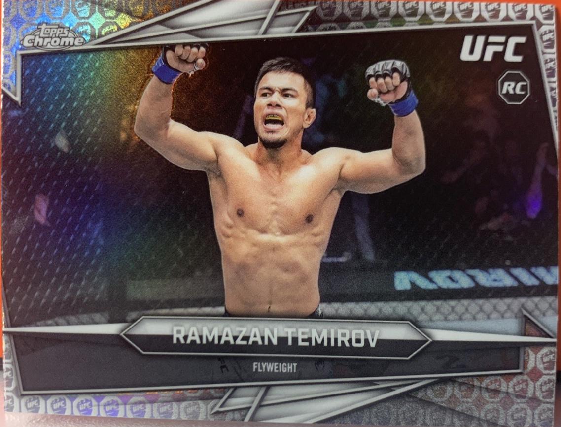 Ramazan Temirov 2026 Topps Chrome UFC Base #77 UFC Glove Refractor