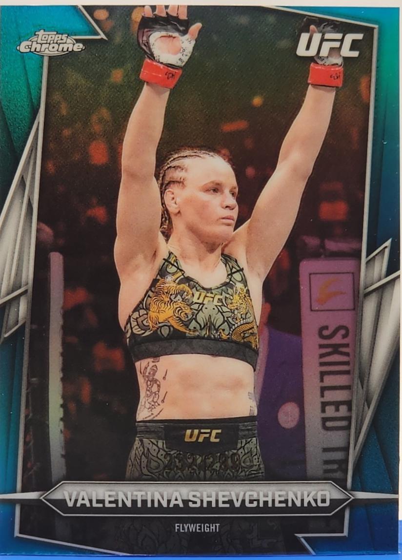 Valentina Shevchenko 2026 Topps Chrome UFC Base #3 Teal Refractor