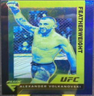 Alexander Volkanovski 2021 Panini Chronicles UFC Base Flux #253 Blue