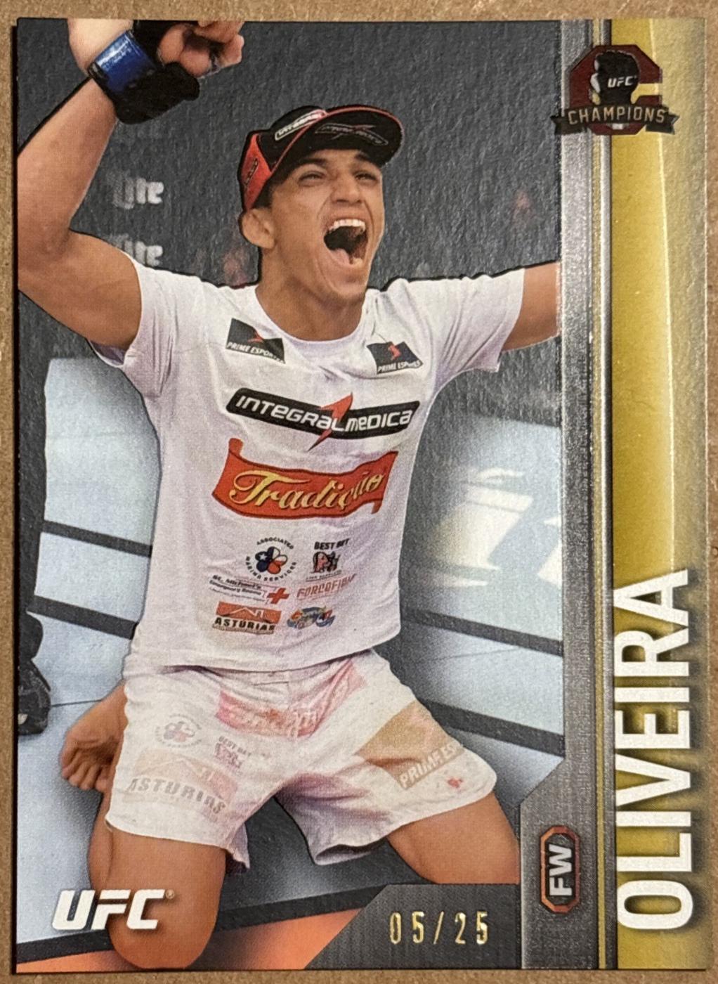 Charles Oliveira 2015 Topps UFC Champions Base #94 Gold