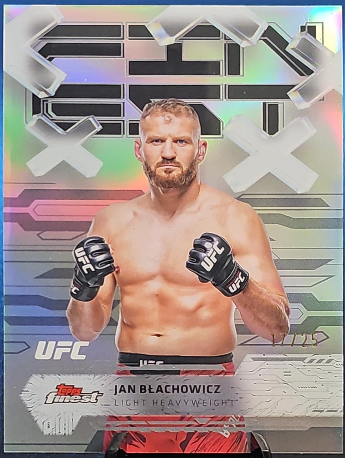 Jan Błachowicz 2025 Topps Finest UFC Base Common #11 Black Refractor