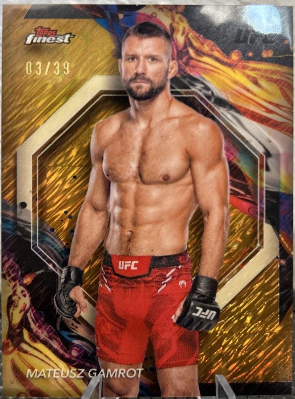 Mateusz Gamrot 2024 Topps Finest UFC Base Uncommon #106 Gold Shimmer Refractor