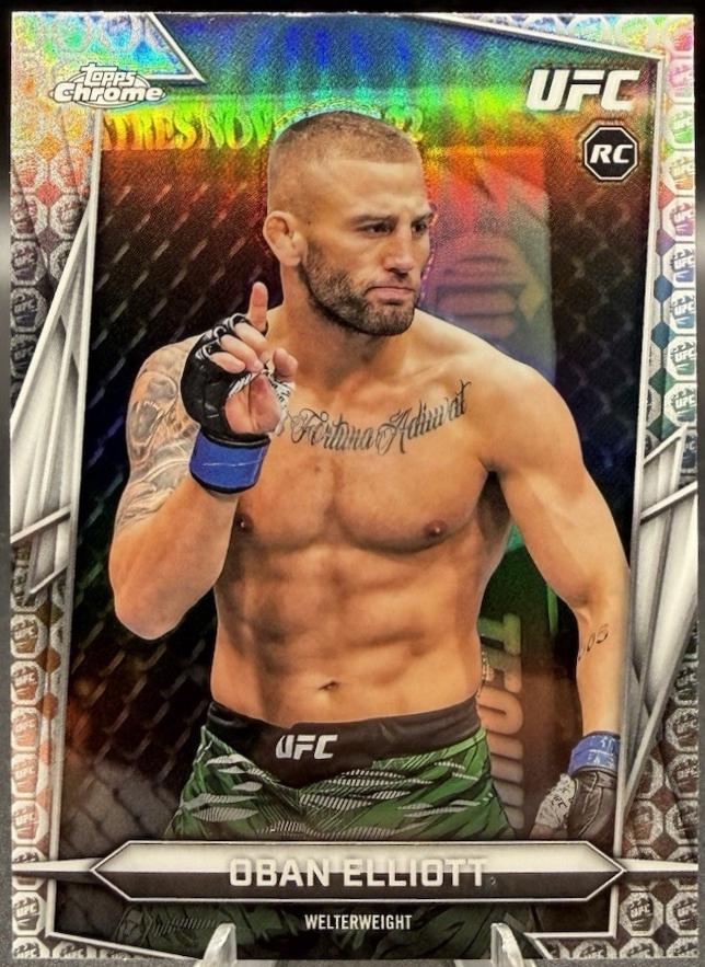 Oban Elliott 2026 Topps Chrome UFC Base #126 UFC Glove Refractor