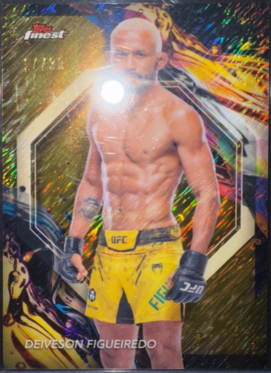 Deiveson Figueiredo 2024 Topps Finest UFC Base Uncommon #198 Gold Shimmer Refractor
