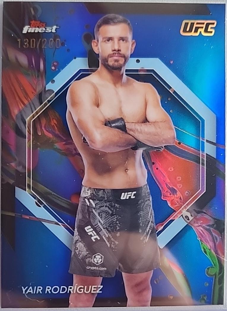 Yair Rodríguez 2024 Topps Finest UFC Base Common #71 Blue Refractor