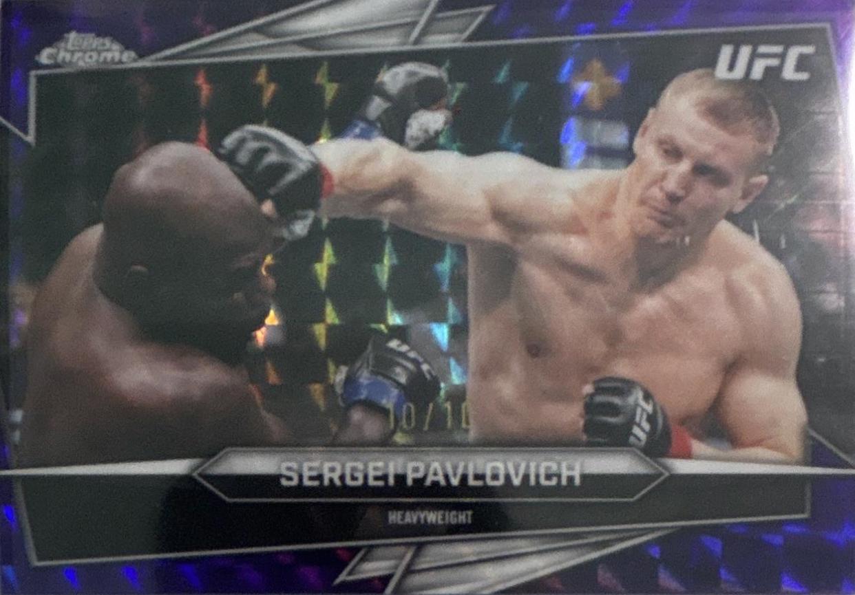 Sergei Pavlovich 2026 Topps Chrome UFC Base #84 Purple Geometric Refractor