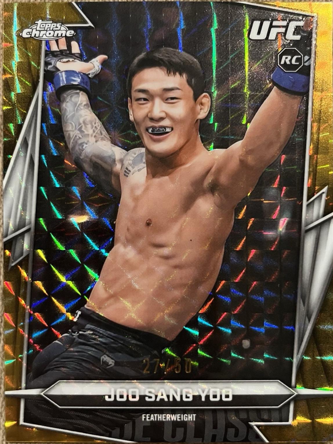 Joo Sang Yoo 2026 Topps Chrome UFC Base #146 Gold Geometric Refractor