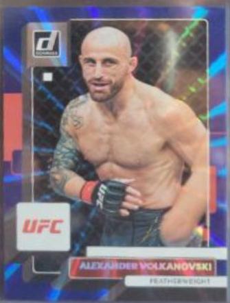 Alexander Volkanovski 2023 Panini Donruss UFC Base #86 Blue Laser