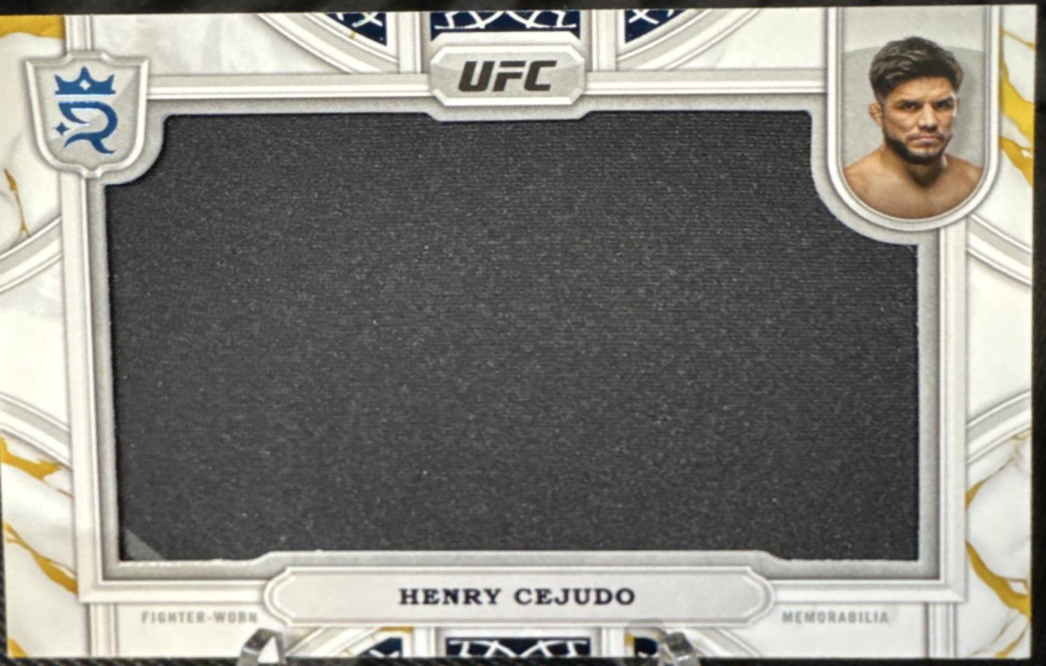 Henry Cejudo 2024 Topps Royalty UFC Relic Jewels #RCJ-16 Blue