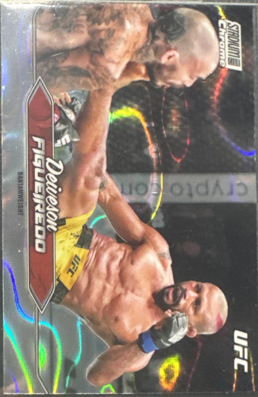 Deiveson Figueiredo 2025 Topps Stadium Club UFC Base Chrome #C-3 Refractor