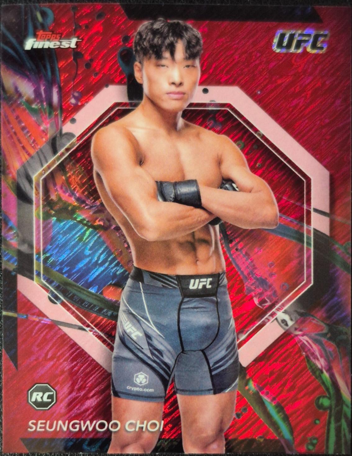 SeungWoo Choi 2024 Topps Finest UFC Base Common #55 Red Shimmer Refractor